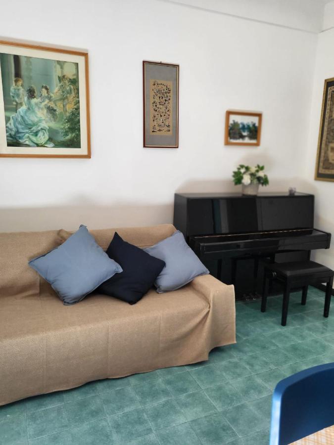 Вилла Il Balcone Sulla Piazza Торре-Аннунциата Экстерьер фото